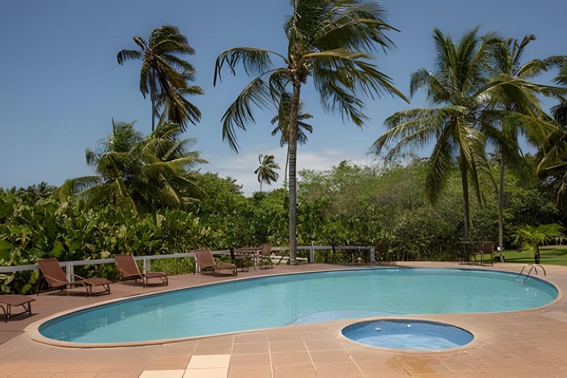 Em Frente A Praia De Taperapuan; Piscina; 1 Quarto; Wifi 300 Mbs; Estacionamento Gratuito 1 Veiculo 塞古罗港 外观 照片