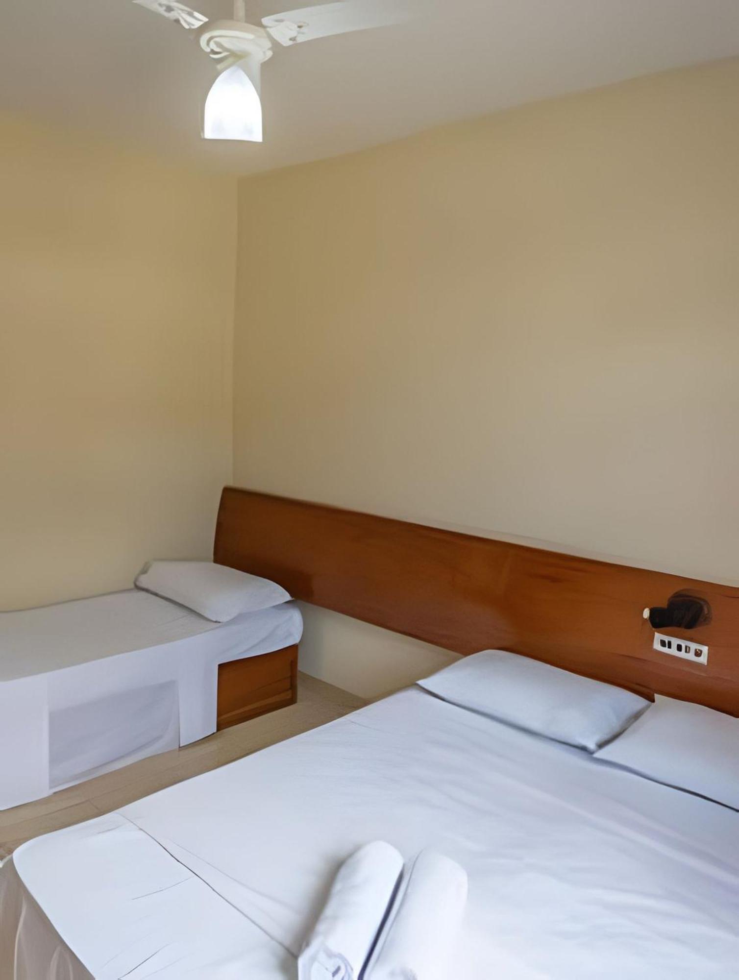 Em Frente A Praia De Taperapuan; Piscina; 1 Quarto; Wifi 300 Mbs; Estacionamento Gratuito 1 Veiculo 塞古罗港 外观 照片
